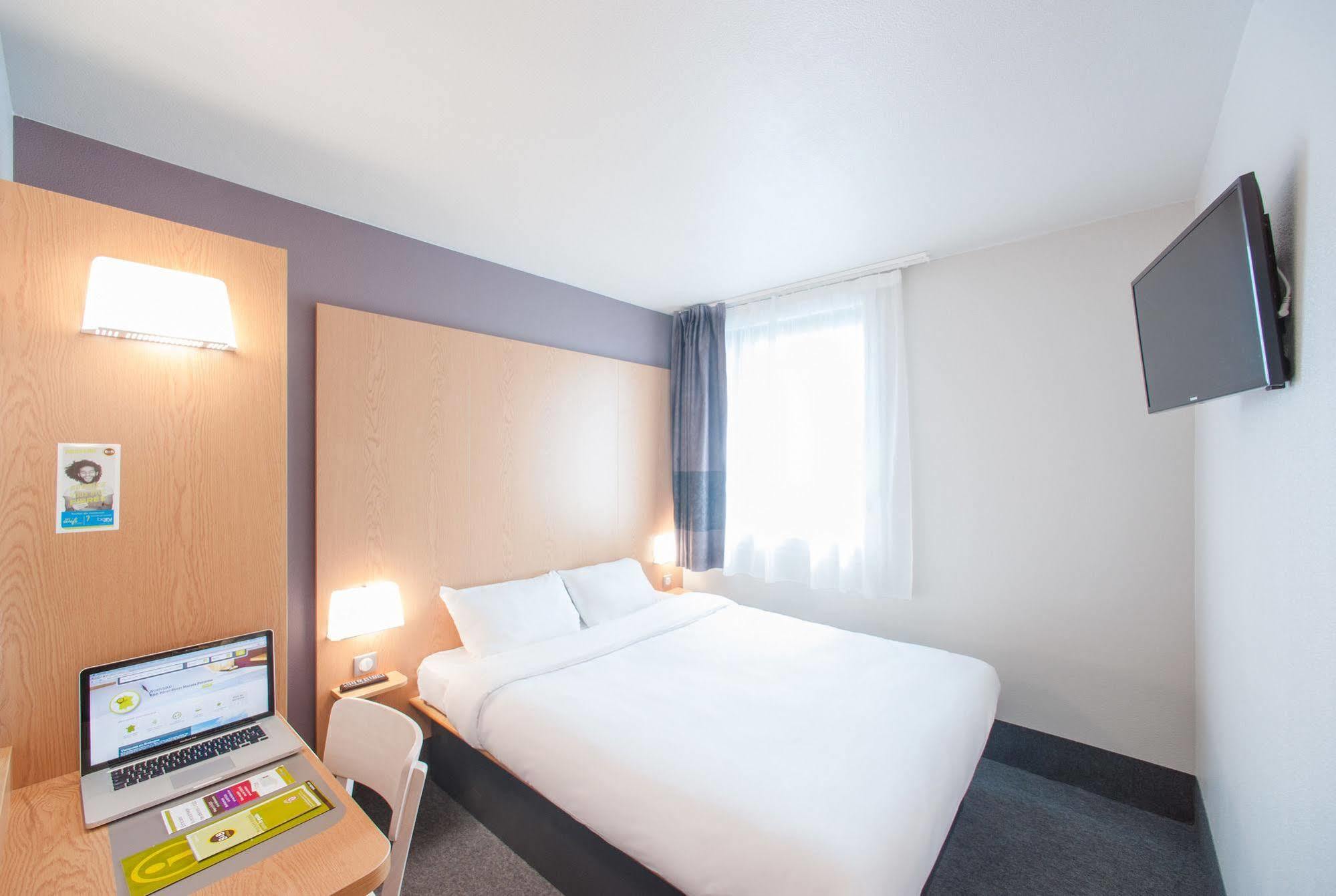 B&B Hotel Saint Malo Sud Exteriör bild
